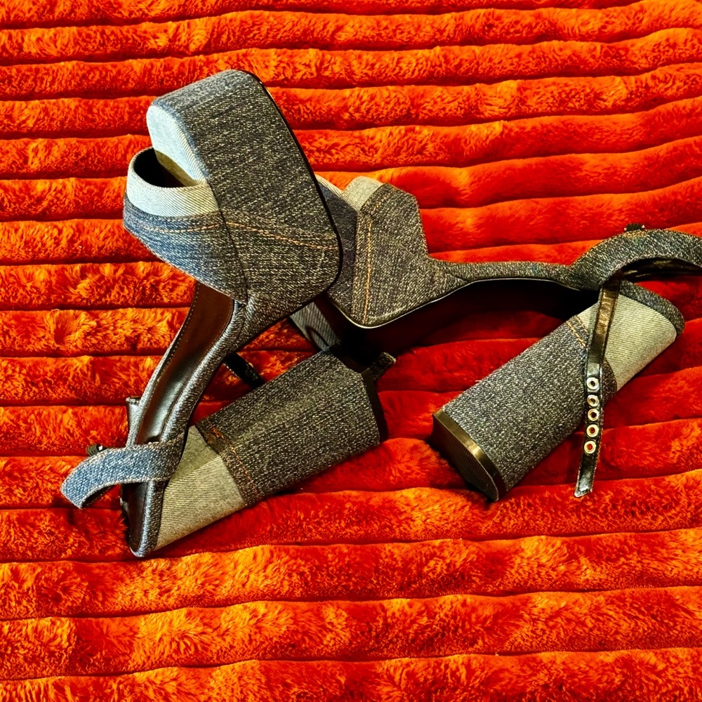 Patch Board Envy Platform Heels - image 3